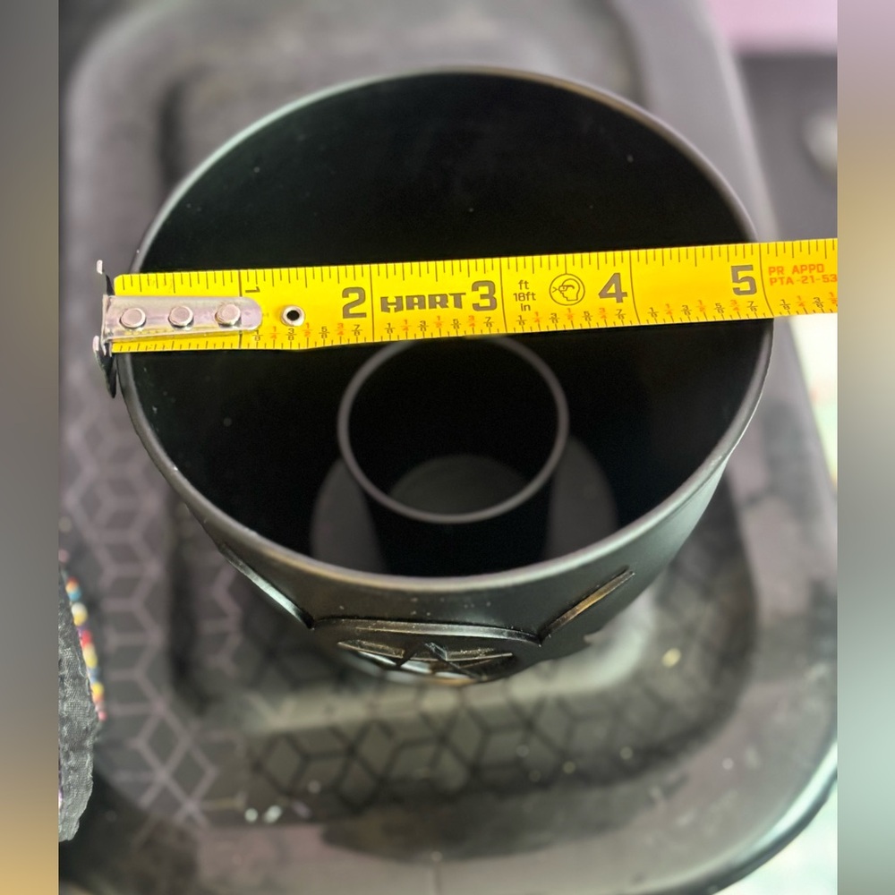 Black Cast Iron candle holder withDesign (2 designs available) - Picture 4 of 8